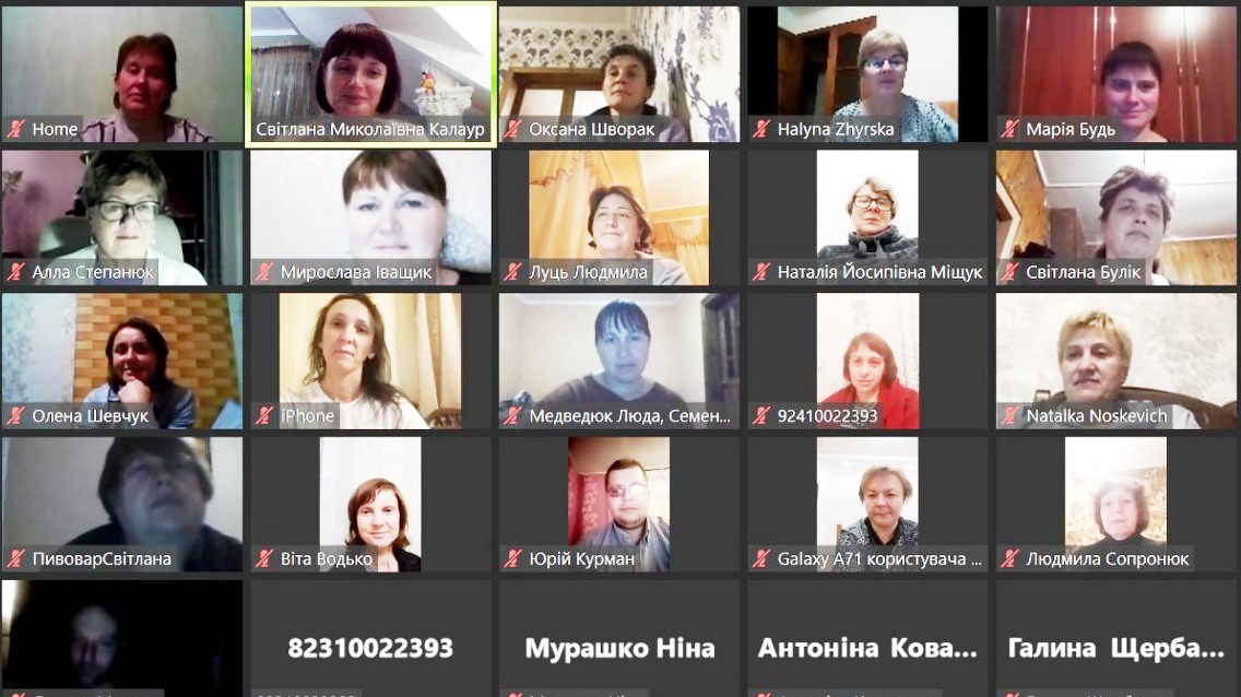Колективне фото слухачів та наставників - на згадку!